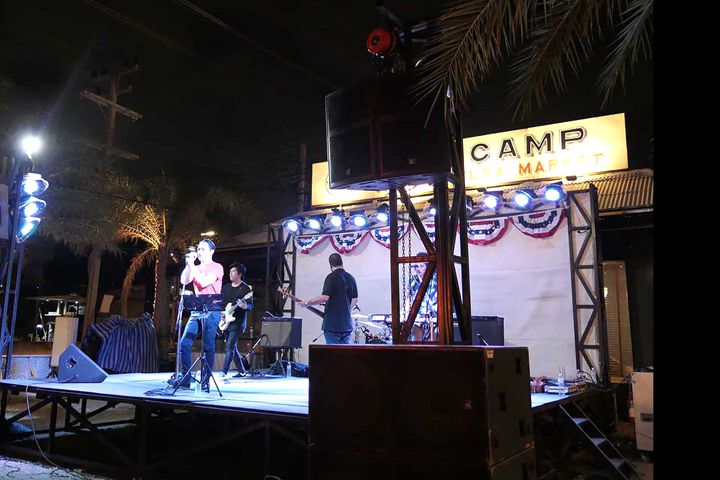 The Camp Vintage Flea Market．曼谷恰圖恰夜市